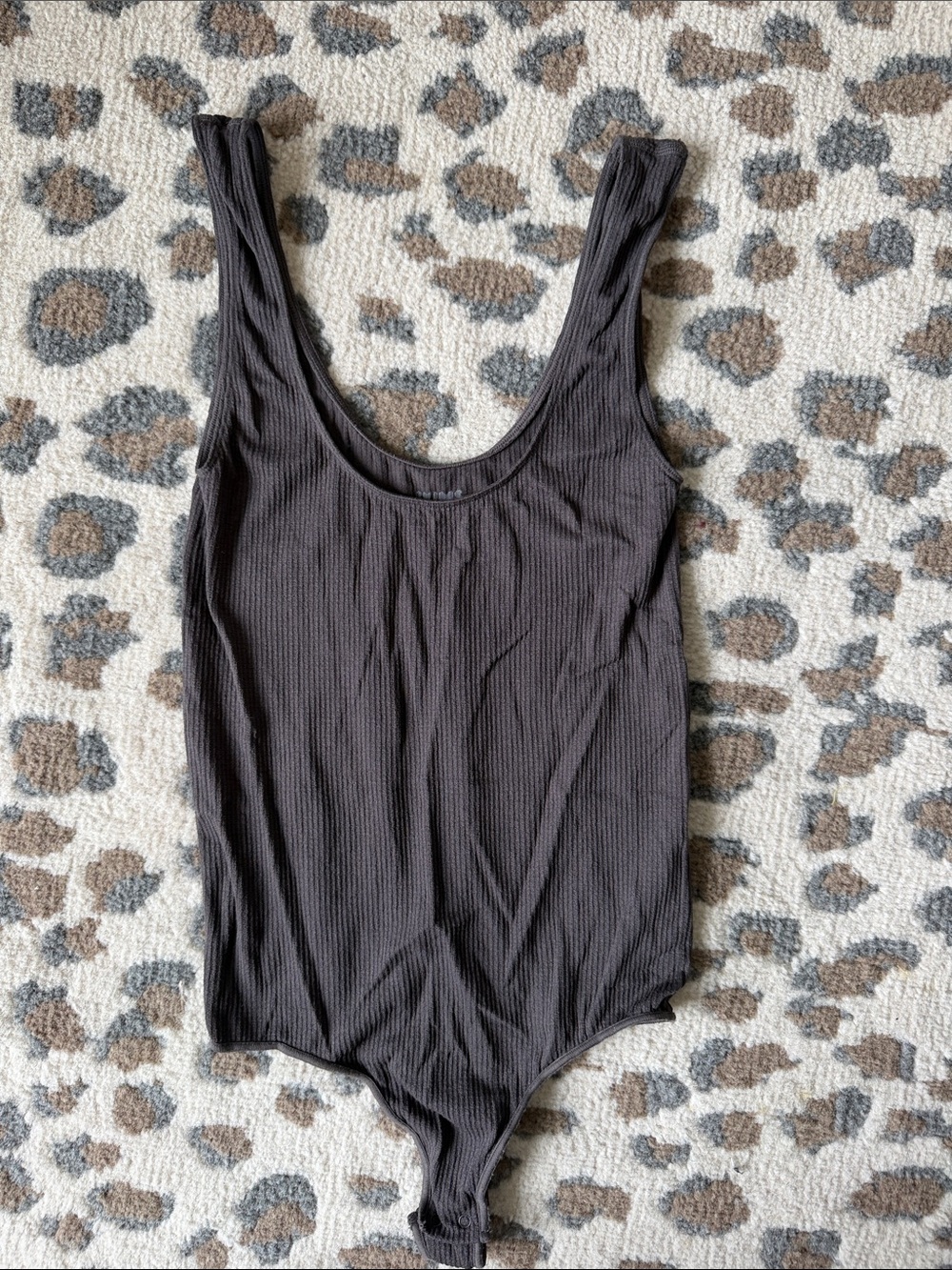 SKIMS Ribbed Scoop Bodysuit - Brown